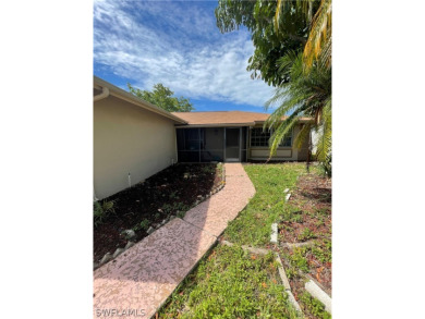 (private lake, pond, creek) Home Sale Pending in Fort Myers Florida