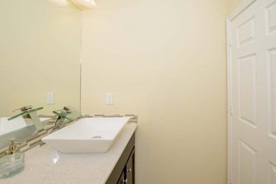 Step into this beautifully maintained 3-bedroom, 2.5-bath - photo 9
