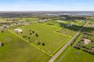 Lake Ray Roberts Acreage For Sale in Pilot Point Texas