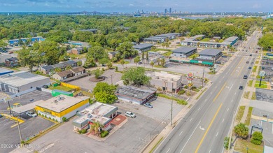 Prime Commercial Retail Opportunity on Merrill Road Unlock the - photo 4