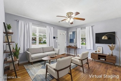 Move-In Ready Gem! This 3-bed, 2-bath concrete block home offers - photo 6