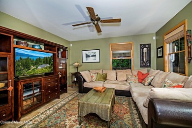 Beautifully crafted 3 bedroom, 2.5 bath home offering quality - photo 15