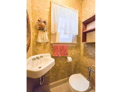 Prime Whitestone opportunity in R3A zoning! Detached Brick - photo 15