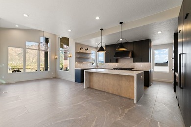 An absolute masterpiece custom home in one of the most - photo 6