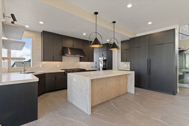 An absolute masterpiece custom home in one of the most - photo 7