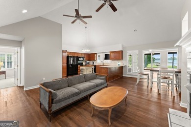 Wake up every day to breathtaking views of beautiful Lake - photo 19