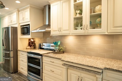 Welcome home to this beautifully maintained 4-bedroom, 2-bath - photo 28