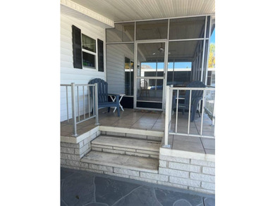 This well maintained 2/2 is ready for move in. No hurricane - photo 29