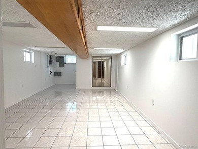 Prime Whitestone opportunity in R3A zoning! Detached Brick - photo 32
