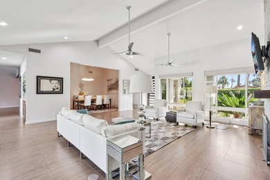 RARELY DOES A PROPERTY OF THIS CALIBER BECOME AVAILABLE AT THIS - photo 4