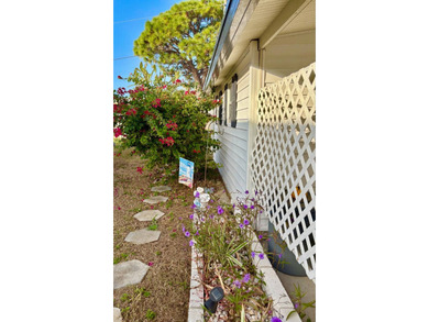 This well maintained 2/2 is ready for move in. No hurricane - photo 34