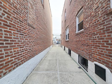 Prime Whitestone opportunity in R3A zoning! Detached Brick - photo 36