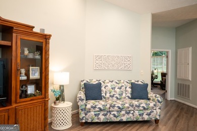 Welcome home to this beautifully maintained 4-bedroom, 2-bath - photo 38