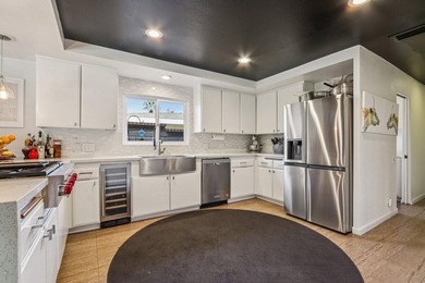 RARELY DOES A PROPERTY OF THIS CALIBER BECOME AVAILABLE AT THIS - photo 9