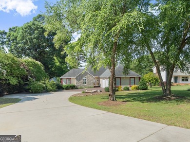 Wake up every day to breathtaking views of beautiful Lake - photo 46