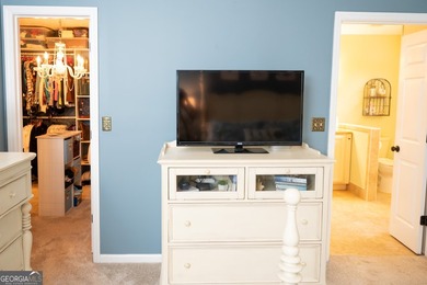 Welcome home to this beautifully maintained 4-bedroom, 2-bath - photo 49