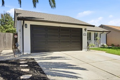 Welcome to this charming 3 bed/2 bath Blossom Valley home - photo 8