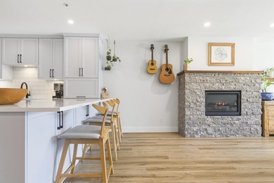 West-facing patio 'backyard' w/a condo price tag! This - photo 6