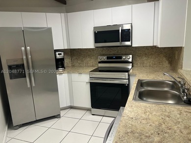 Extraordinary unit at West Fontaine Condominium in the heart of - photo 3