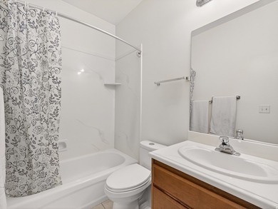 Stunning home in the desirable Grandview neighborhood! Features - photo 19