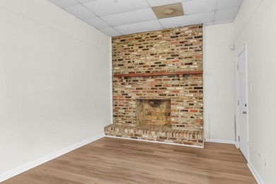 Situated on a spacious lot at 5433 Pennsylvania Avenue, this - photo 24