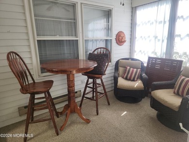 Nicely kept Melville model in desirable Lions Head North. Wood - photo 24