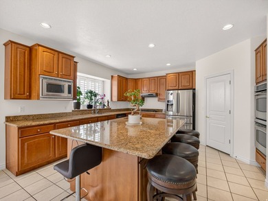 Stunning home in the desirable Grandview neighborhood! Features - photo 27
