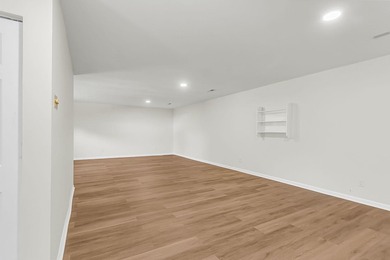 Situated on a spacious lot at 5433 Pennsylvania Avenue, this - photo 28