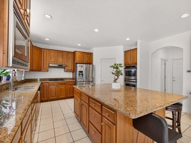 Stunning home in the desirable Grandview neighborhood! Features - photo 28