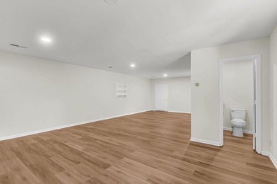 Situated on a spacious lot at 5433 Pennsylvania Avenue, this - photo 31
