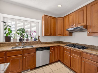 Stunning home in the desirable Grandview neighborhood! Features - photo 31