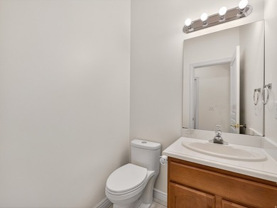 Stunning home in the desirable Grandview neighborhood! Features - photo 33