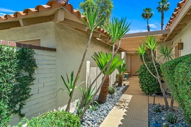 SPECTACULAR SOUTH FACING FAIRWAY AND MOUNTAIN VIEWS! Enjoy this - photo 7