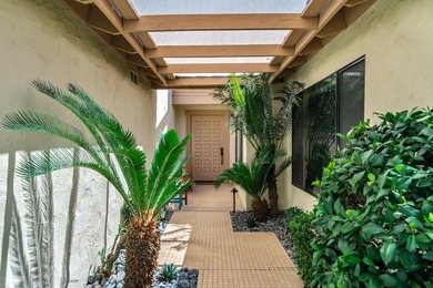 SPECTACULAR SOUTH FACING FAIRWAY AND MOUNTAIN VIEWS! Enjoy this - photo 8