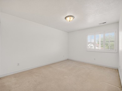 Stunning home in the desirable Grandview neighborhood! Features - photo 38