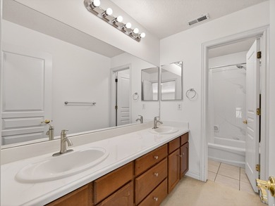 Stunning home in the desirable Grandview neighborhood! Features - photo 40