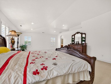 Stunning home in the desirable Grandview neighborhood! Features - photo 44