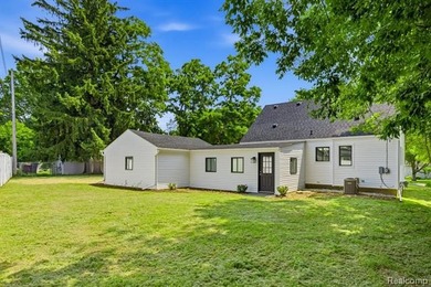 Beautifully, Updated and Just Steps Away from the highly - photo 6
