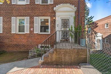 Welcome to this charming 2-bedroom, 1-bath duplex co-op located - photo 14