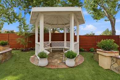 WOW! Experience luxury in this iconic Shapell-built home at 3997 - photo 32