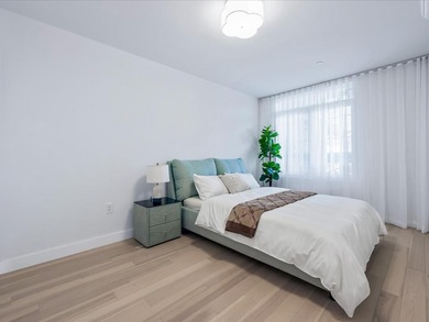 East River Condo Sale Pending in Astoria New York