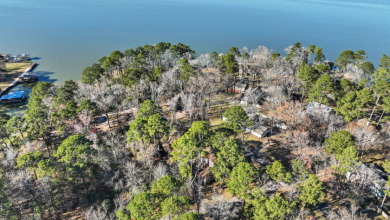 Home for Sale on Corner Lot in Cape Royale - photo 23