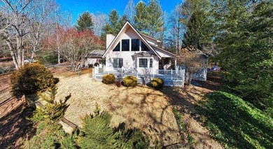 Lake Chatuge Home For Sale in Hiawassee Georgia
