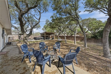 Charming 3-bedroom, 1.5-bath home currently operating as a - photo 25