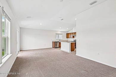 This beautiful single-story home is ready for move-in TODAY! - photo 3
