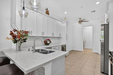 Welcome to this beautifully maintained 3-bedroom, 2.5-bath - photo 13