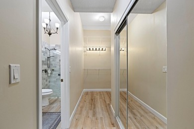 Very rare and desirable, completely updated end unit 1-story - photo 15