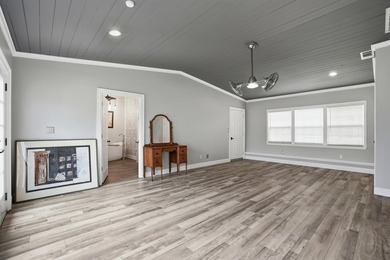 Welcome to one of Pensacola's most distinguished private estates - photo 16