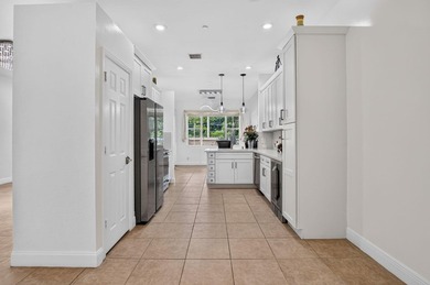 Welcome to this beautifully maintained 3-bedroom, 2.5-bath - photo 19