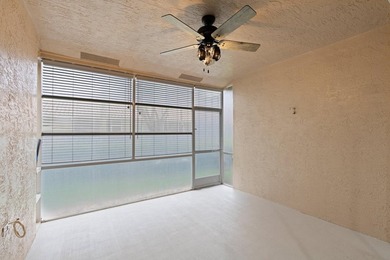 Very rare and desirable, completely updated end unit 1-story - photo 22